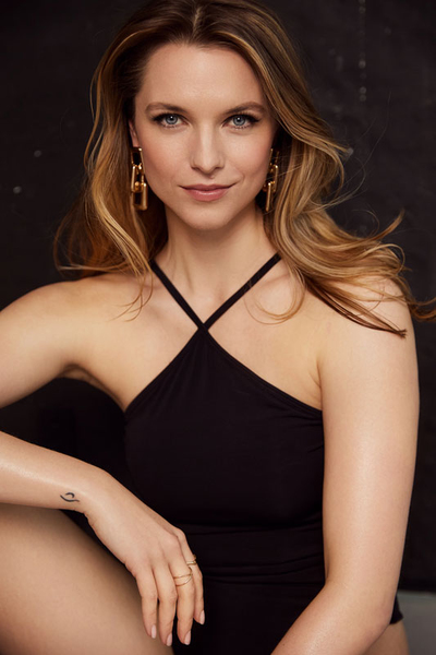 Sarah Pos.