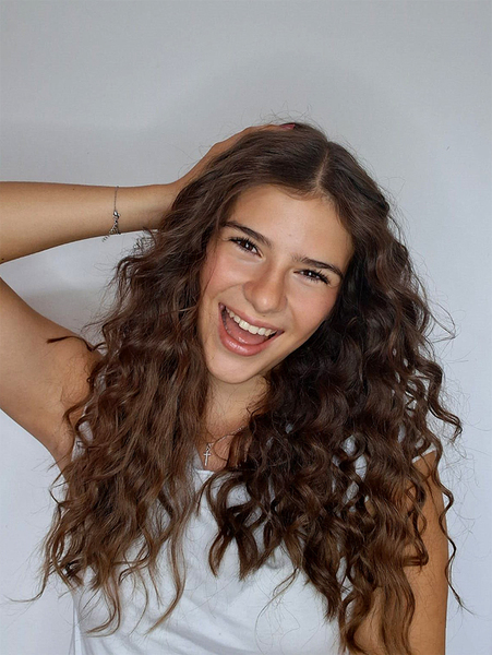Nicole Ro.