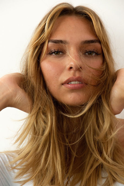 Melanie We.