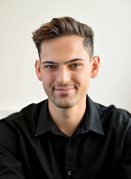 Tobias W.