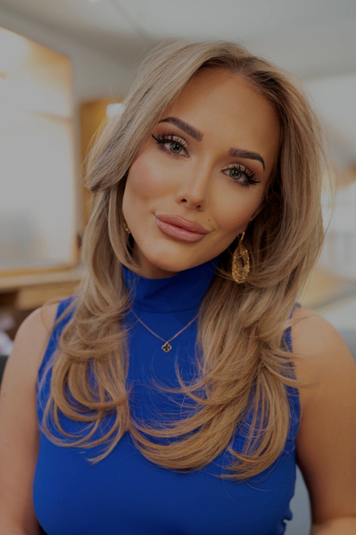 Elena Sch.